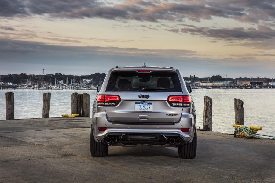  Jeep Grand Cherokee Trackhawk (WK2) 2017 года  (фото 37 из 76)